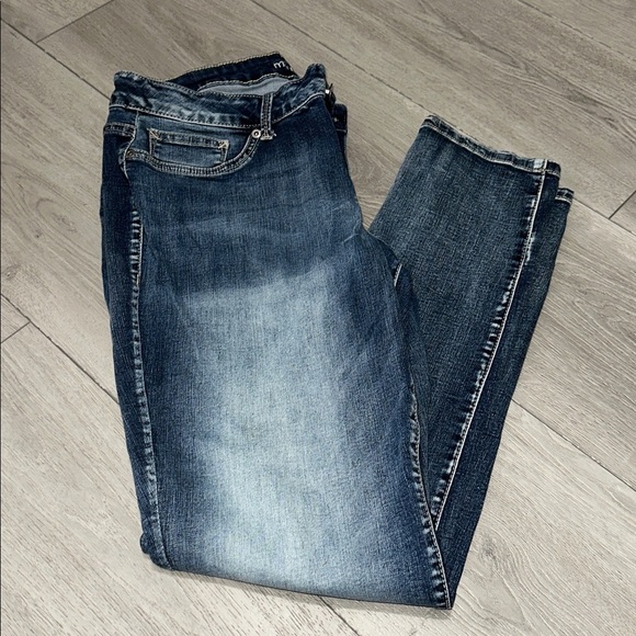 Maurices Denim - NWOT Maurice’s Dark Blue Skinny Jeans size XXL-Long